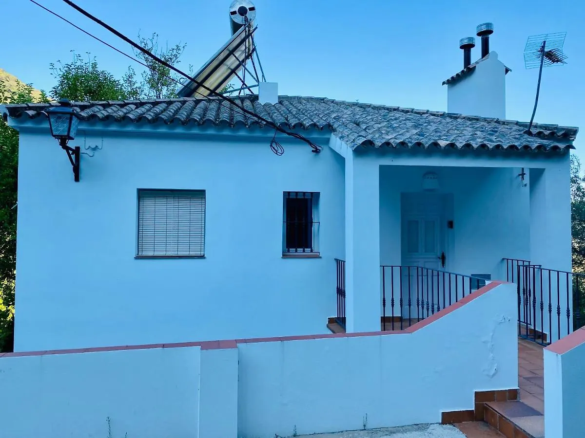 Stay Wild En Las Casitas De Huerta Arriba Benamahoma